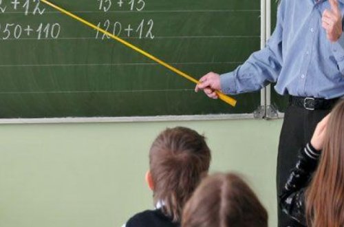 В Азербайджане открыта подача электронных документов для приема на работу учителей