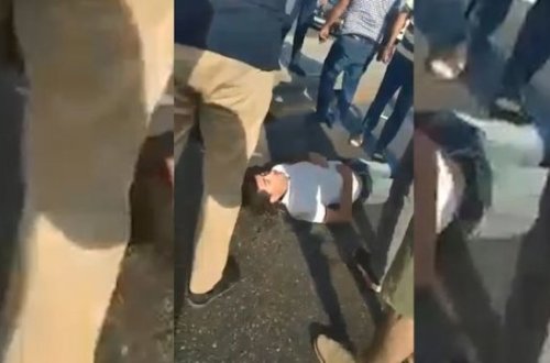 В Баку два пешехода попали под машину - ВИДЕО