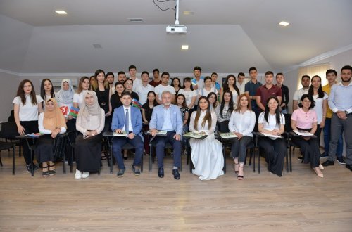 “Loqos” da  Yunus Əmrə İnstitunun  təqdimatı keçirilib