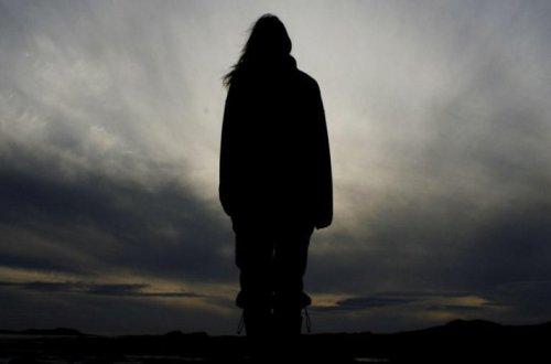 В Баку из больницы пропала молодая девушка