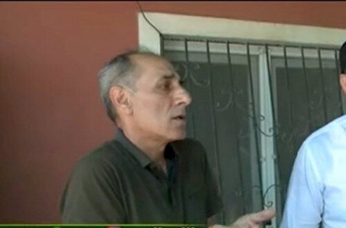 Oğul atasının qab yuduğu üçün küçəyə atdı - Azərbaycanda biabırçı hadisə