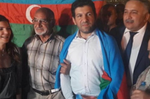 Вернувшийся в Азербайджан Фуад Аббасов сделал первое заявление – ОБНОВЛЕНО/ФОТО/ВИДЕО