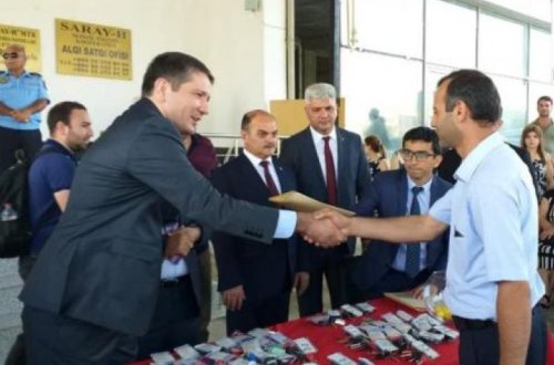 Инвалидам Карабахской войны подарили новые квартиры