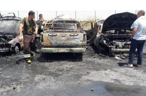 Biləsuvarda gömrükdə 6 maşın yanıb külə döndü - YENİLƏNİB + VİDEO