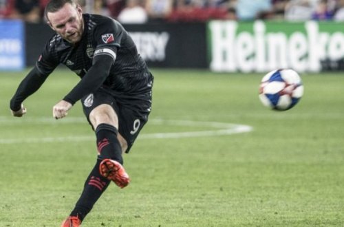 Руни забил невероятный гол в матче MLS - ВИДЕО