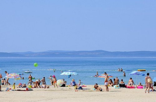 ИВ заявляет, что пляжи бесплатные, но платить все же приходится. Юрист советует жаловаться в Генпрокуратуру