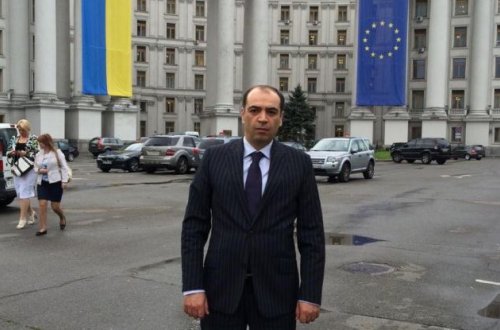 Kiyevdə Paşa İlisuyskiyə qarşı hücum olub