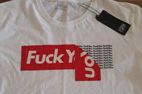 Azərbaycanda üzərinə söyüş yazılan köynəklər satılır