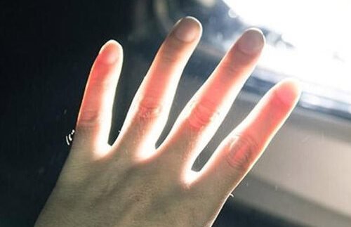 Polisi vuranın sürücülük vəsiqəsi yox imiş