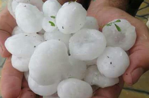 Bura rekord həddə - 1 metr hündürlüyündə dolu düşdü - FOTO