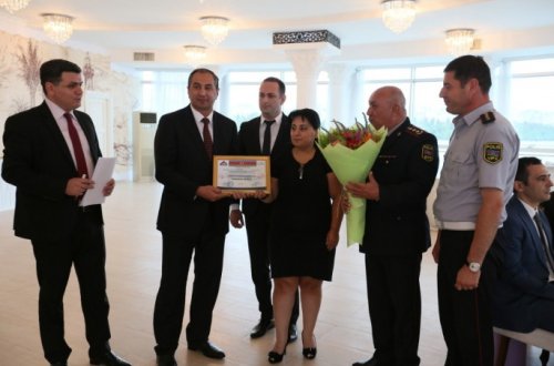 Polis günündə onlara mükafat verildi – 27 polis və 12 sürücü – FOTO-VİDEO