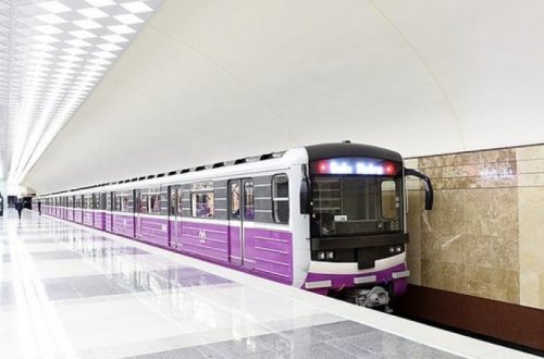 Бакметрополитен сегодня вводит в эксплуатацию два новых состава