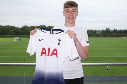 «Тоттенхэм» подписал первого игрока за последние полтора года