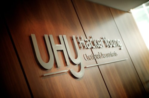 Nüfuzlu beynəlxalq audit və məsləhət şirkəti UHY öz səhifəsində Azərbaycanla bağlı məlumat yayımlayıb