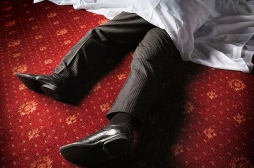 Spirtli içki aludəçisi evində ölü tapıldı – Lənkəranda