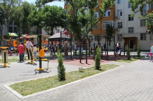 Leyla Əliyevanın təşəbbüsü ilə daha bir həyət abadlaşdırıldı - FOTO