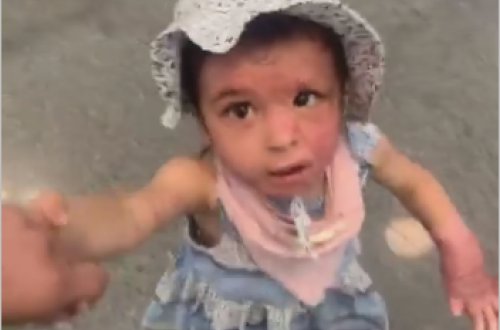 Üzərinə benzin tökülən 2 yaşlı Anjelanın SON HALI - VİDEO