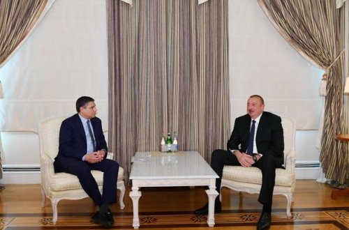 İlham Əliyev “Baker Hughes, a GE company” şirkətinin rəhbərini qəbul edib