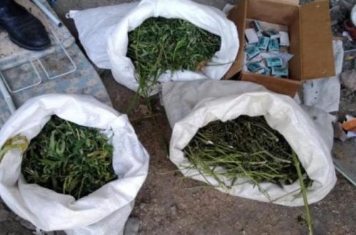 У жителя Агдаша изъяты огнестрельное оружие и наркотики – ФОТО