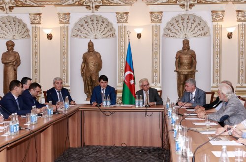 “Tiflisdən Payneyə” filminin təqdimatı olub