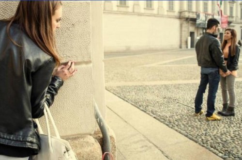 Bacısı qızının yoldaşı ilə qaçan xala: 