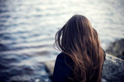 Evli qadınlar ailə-uşağını atıb niyə qaçır? – Son illərin qorxulu trendi