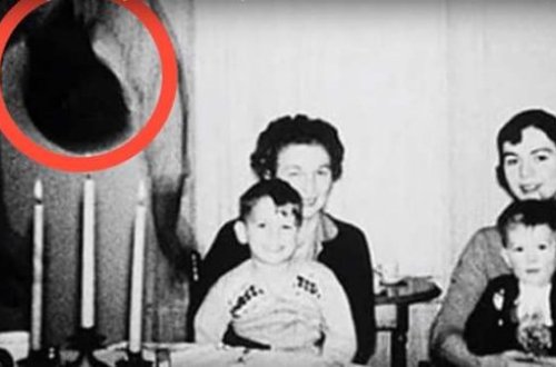 Bu foto 1972-ci ildə çəkilib - Dəhşətli detalı illər sonra fərq etdilər - VİDEO