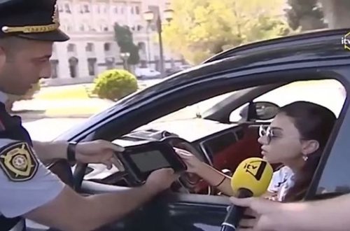 Müğənni Ayseli yol polisi saxladı: 204 manat cərimə - VİDEO