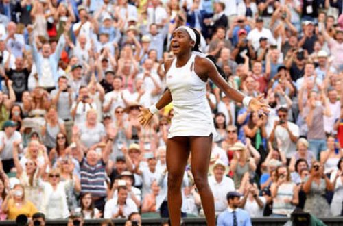 Dünya 15 yaşlı qızdan danışır - FOTOLAR