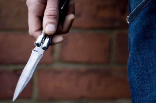 В Баку неизвестные ночью зарезали мужчину