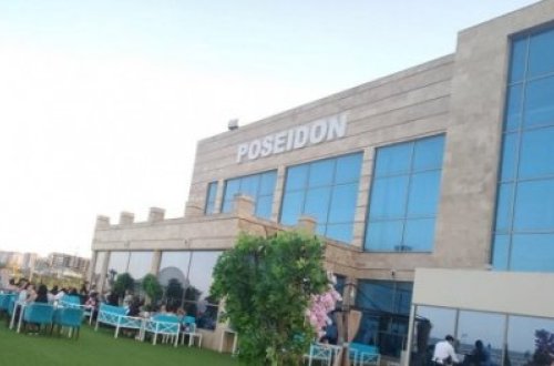 Sumqayıtın yeni bulvarında restoran soyğunçuluğu – FOTOFAKT