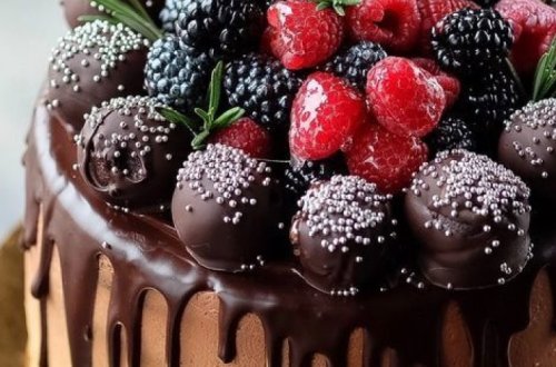 В Товузе три члена семьи отравились тортом