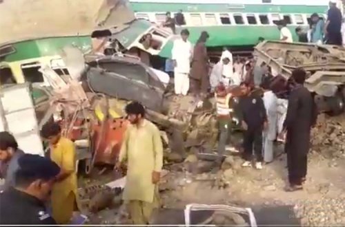 SON DƏQİQƏ: Sərnişin və yük qatarları TOQQUŞDU - Çox sayda yaralı və ölü var