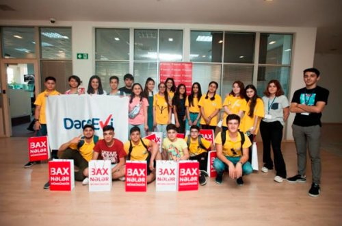 Məktəblilər “Bakcell”in qonağı oldu