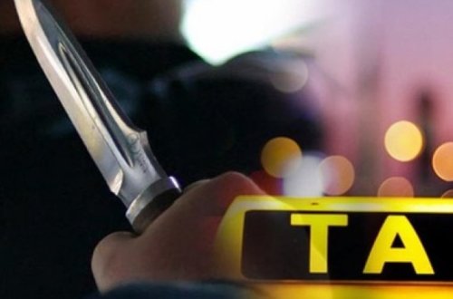 В регионе пассажиры такси напали на водителя с ножом