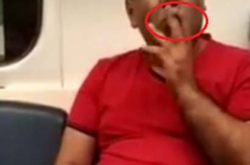 Постыдный поступок мужчины в бакинском метро - ВИДЕО