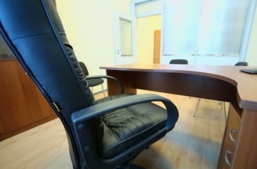 Начальник Госслужбы уволился по собственному желанию