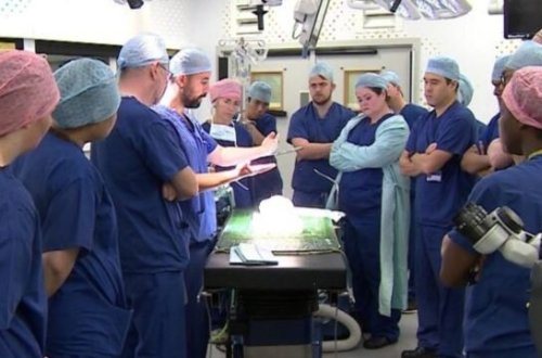 50 saat əməliyyat keçirən siyam əkizləri əməliyyatla ayrıldı - FOTO