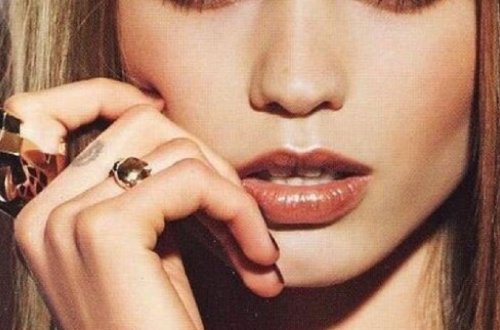 Bu da oldu – 20 yaşlı qızlar belə edir – FOTO
