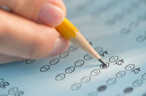 В Азербайджане сегодня тестовый экзамен сдают более 3 200 учителей начальных классов