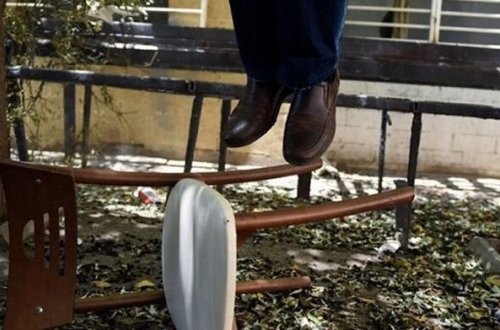 Azərbaycanda DƏHŞƏT: 89 yaşlı kişi özünü bıçaqladıqdan sonra ASDI