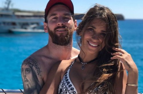 Райское наслаждение: Месси с женой и сыновьями на Карибах - ФОТО