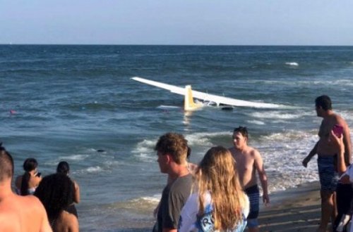 Təyyarə okeana eniş etdi - Pilot ölümdən son anda qurtuldu - VİDEO