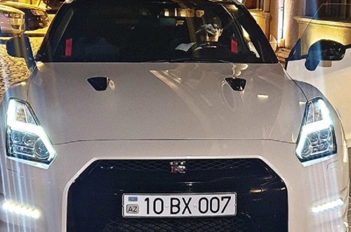 “Qarabağ”ın futbolçusunun 250 minlik yeni avtomobili – FOTO