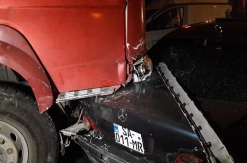 Страшная авария в Баку: 7 машин столкнулись, ранены 5 человек - ОБНОВЛЕНО