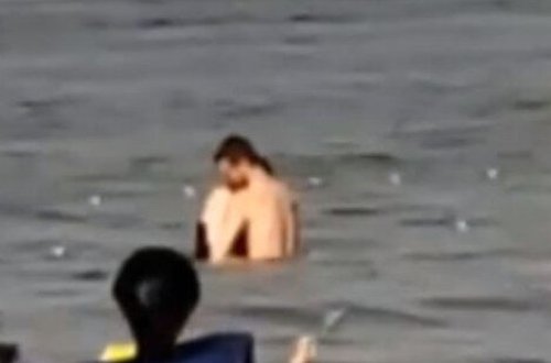 Çimərlikdə cinsi əlaqəyə girdilər - İşə polis qarışdı + FOTO