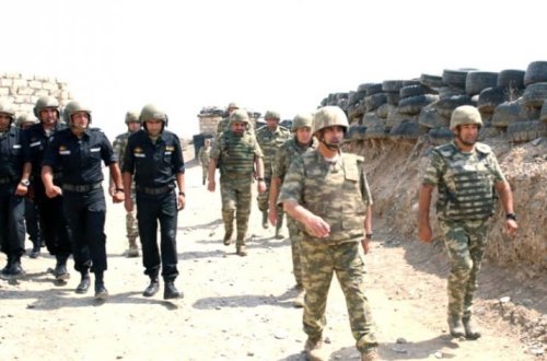 Закир Гасанов проверил боеготовность воинских частей в прифронтовой зоне - ВИДЕО