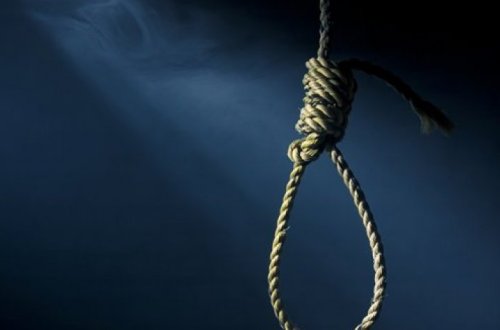 В Гяндже 40-летний мужчина покончил жизнь самоубийством