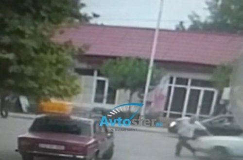 В Агдаме «семерка» на высокой скорости сбила мужчину - ВИДЕО