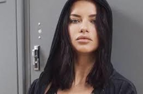 Bəkarətini ərinə saxlayan 85 milyonluq sərvət sahibi - Məşhur model haqqında bilinməyən FAKTLAR - FOTO